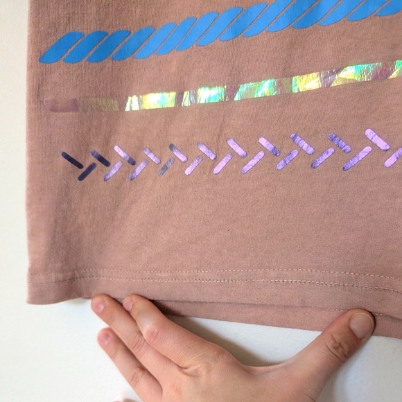 OKAYOK Iridescent Squiggles Dusty Rose Boxy Tee (M) - Picture 11 of 14